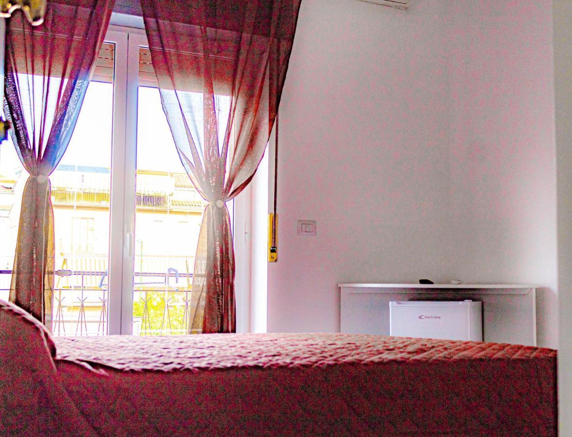 Bed End Breakfast Mediterraneo Scalea Eksteriør billede